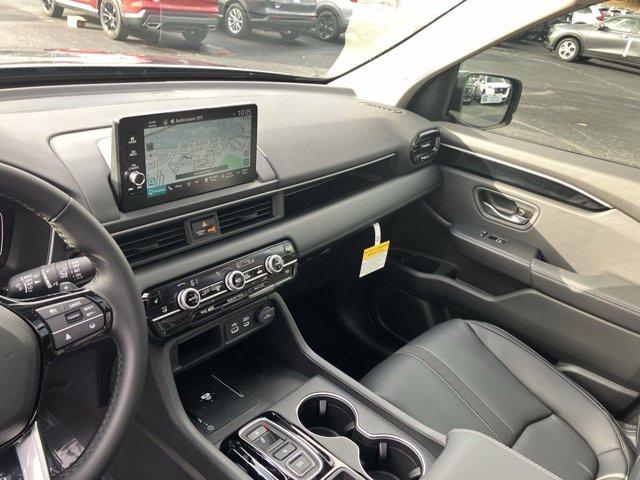new 2025 Honda Pilot car, priced at $46,502