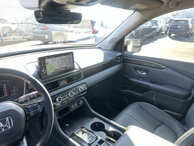 new 2025 Honda Pilot car, priced at $52,278