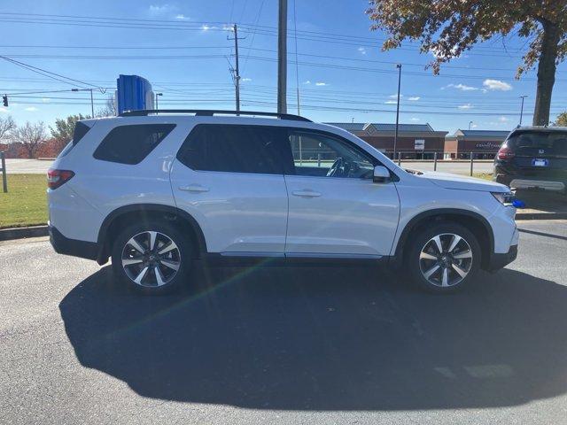 new 2025 Honda Pilot car, priced at $48,350