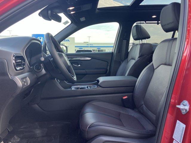 new 2025 Honda Pilot car, priced at $53,704