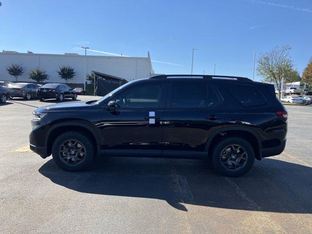 new 2025 Honda Pilot car, priced at $48,640