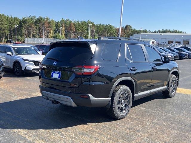 new 2025 Honda Pilot car, priced at $48,640