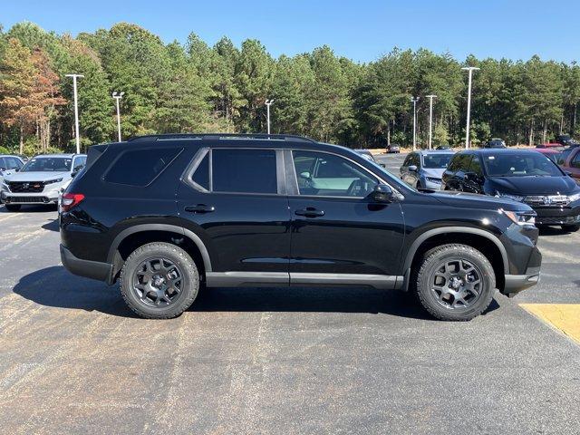 new 2025 Honda Pilot car, priced at $48,640