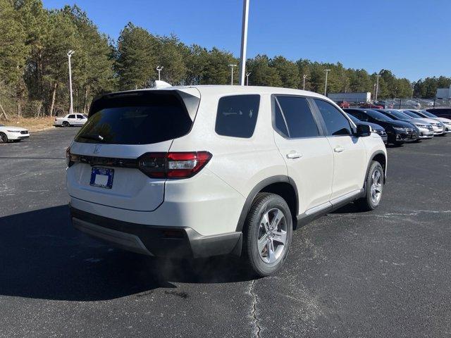 new 2025 Honda Pilot car, priced at $43,350