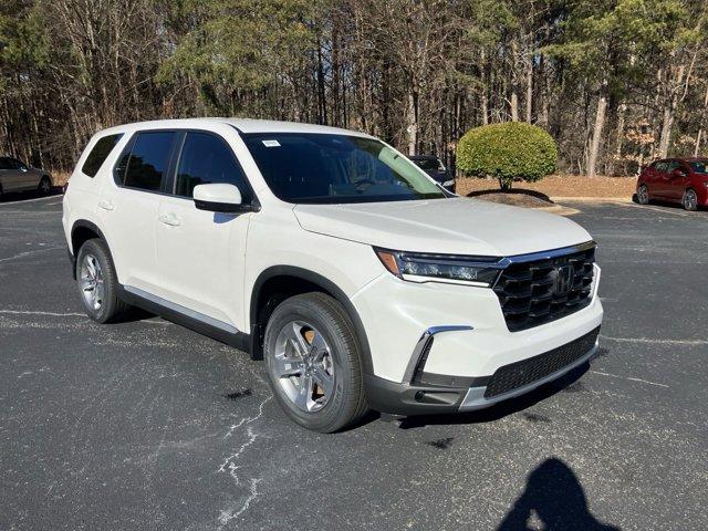 new 2025 Honda Pilot car, priced at $43,350