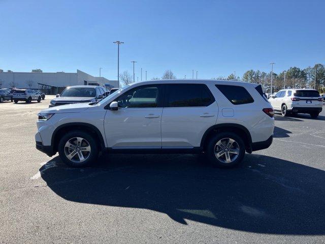 new 2025 Honda Pilot car, priced at $43,350