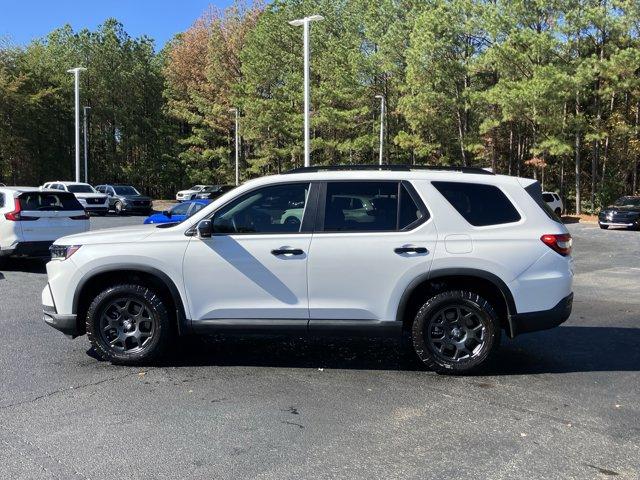 used 2025 Honda Pilot car, priced at $47,359