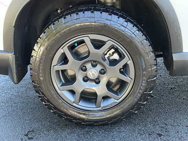 used 2025 Honda Pilot car, priced at $47,359