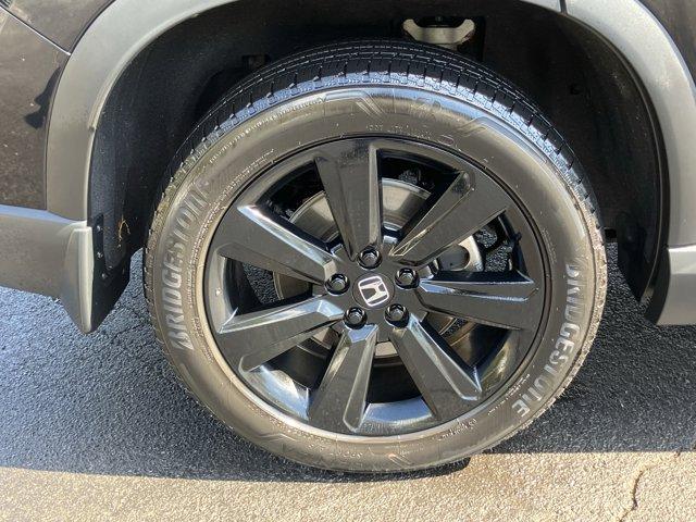 used 2025 Honda Pilot car, priced at $49,488