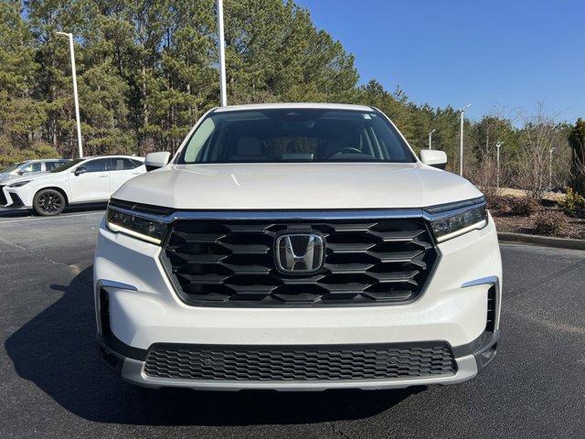 used 2023 Honda Pilot car, priced at $38,995