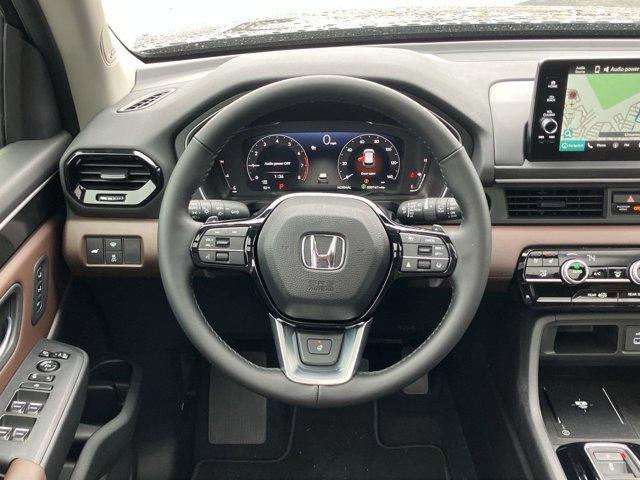 new 2025 Honda Pilot car, priced at $53,530