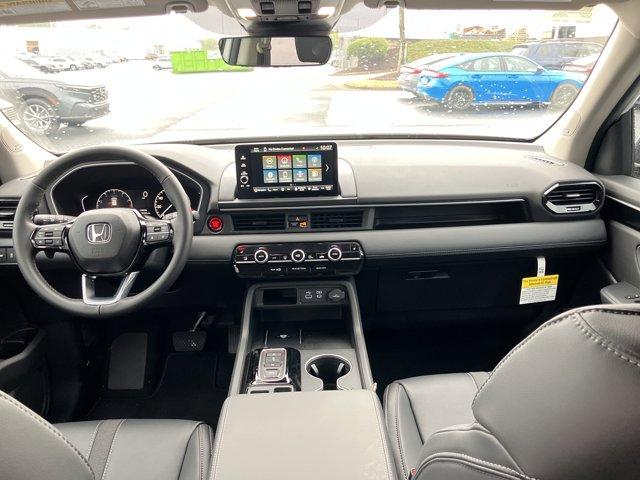 new 2025 Honda Pilot car, priced at $46,935