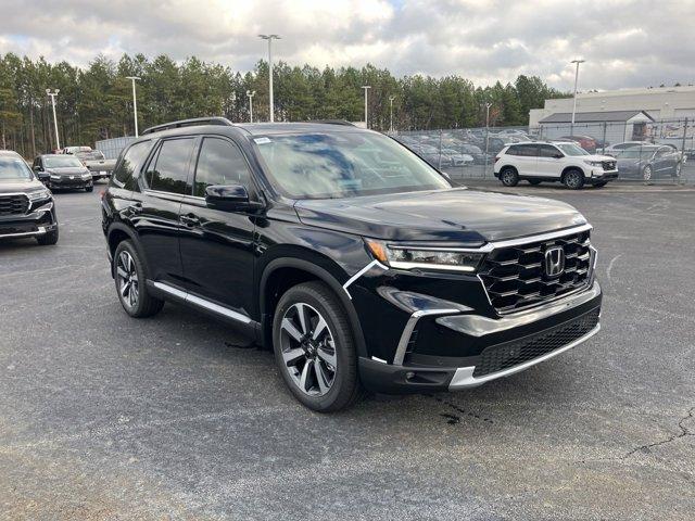 new 2025 Honda Pilot car, priced at $47,895