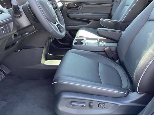 new 2025 Honda Odyssey car, priced at $52,730