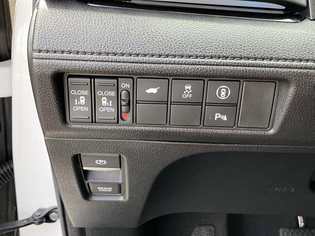 used 2024 Honda Odyssey car, priced at $41,588