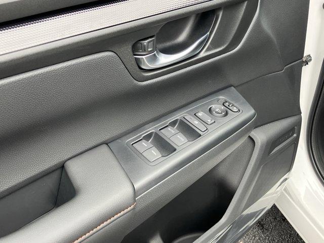 new 2026 Honda CR-V Hybrid car, priced at $39,077