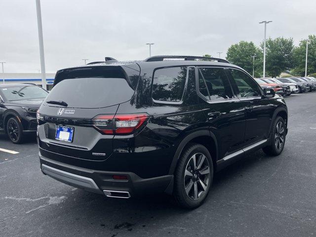 new 2025 Honda Pilot car, priced at $47,950