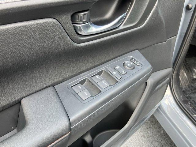 new 2026 Honda CR-V Hybrid car, priced at $39,077