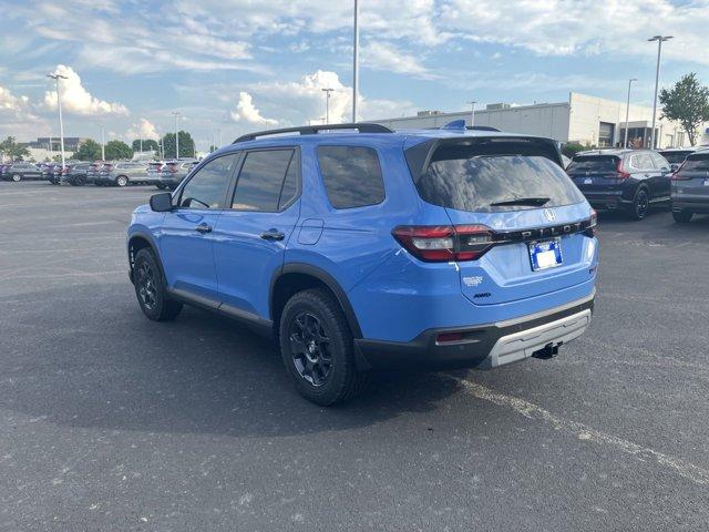 new 2025 Honda Pilot car, priced at $51,250