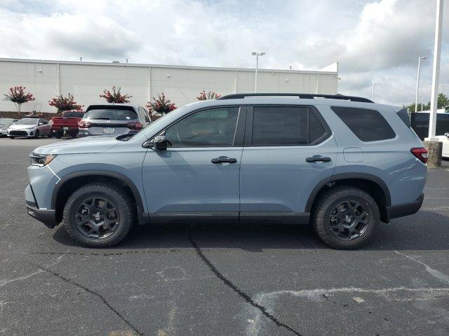 new 2025 Honda Pilot car, priced at $50,950