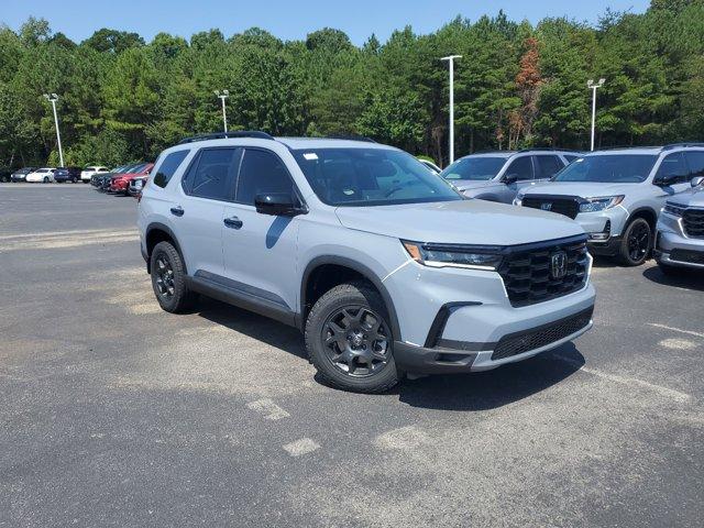 new 2025 Honda Pilot car, priced at $50,950