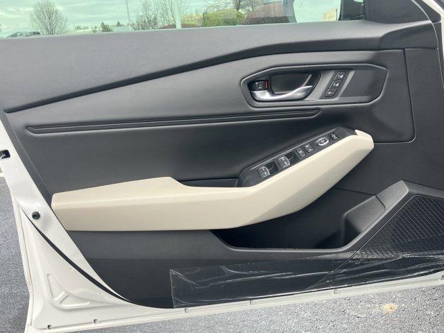 new 2025 Honda Accord Hybrid car, priced at $35,083
