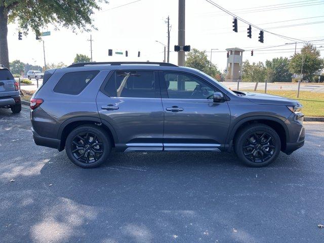 new 2025 Honda Pilot car, priced at $48,635