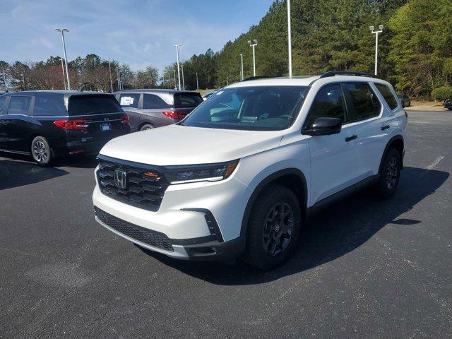 new 2025 Honda Pilot car, priced at $51,255