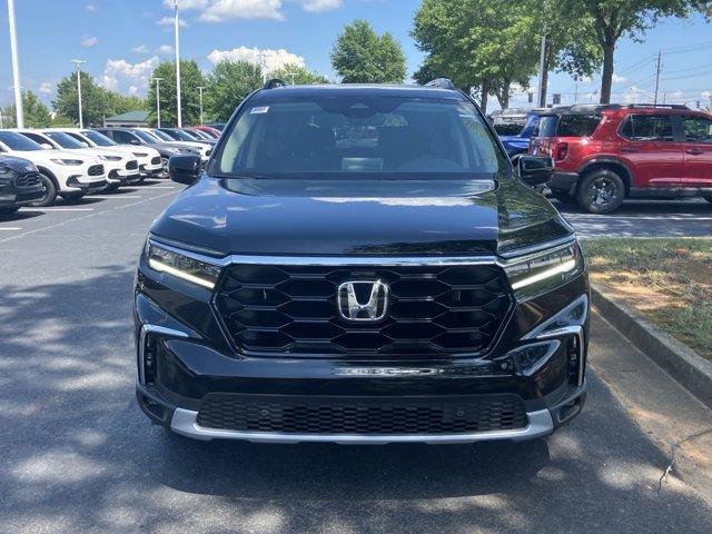 new 2025 Honda Pilot car, priced at $50,302