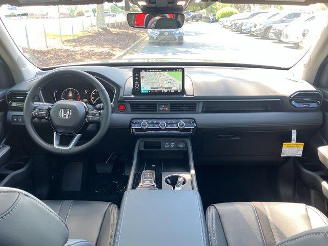 new 2025 Honda Pilot car, priced at $50,302
