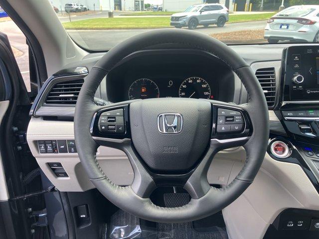 used 2025 Honda Odyssey car, priced at $49,959