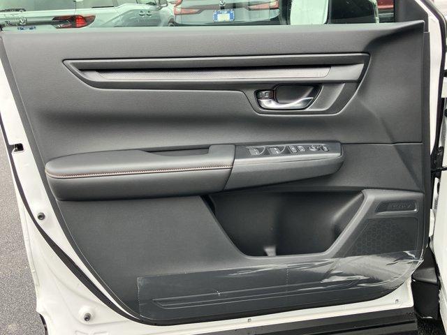 new 2026 Honda CR-V Hybrid car, priced at $39,077