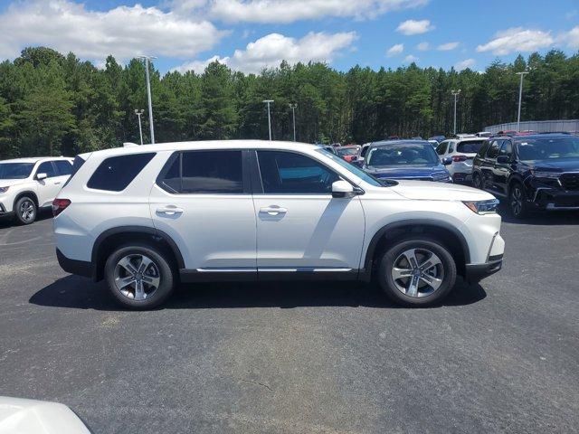 new 2025 Honda Pilot car, priced at $45,150