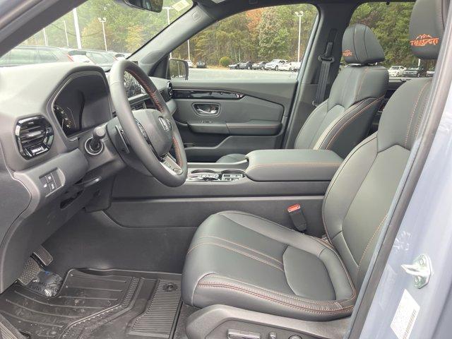 new 2025 Honda Pilot car, priced at $48,782