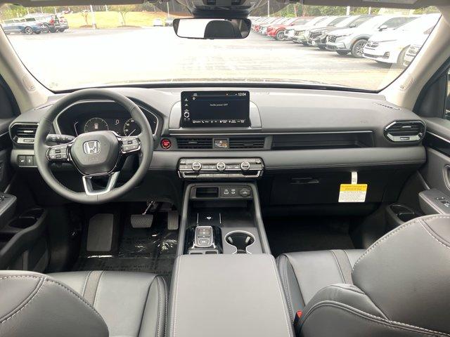 new 2025 Honda Pilot car, priced at $48,540