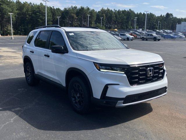new 2025 Honda Pilot car, priced at $48,782