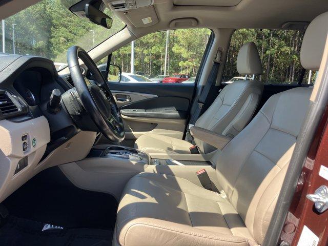 used 2022 Honda Pilot car, priced at $35,888