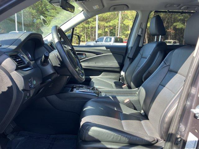 used 2022 Honda Pilot car, priced at $38,588