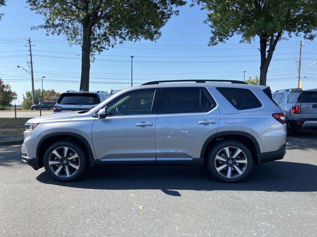 new 2025 Honda Pilot car, priced at $48,540