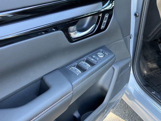 new 2026 Honda CR-V Hybrid car, priced at $42,389