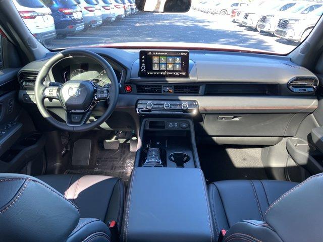 new 2025 Honda Pilot car, priced at $48,782