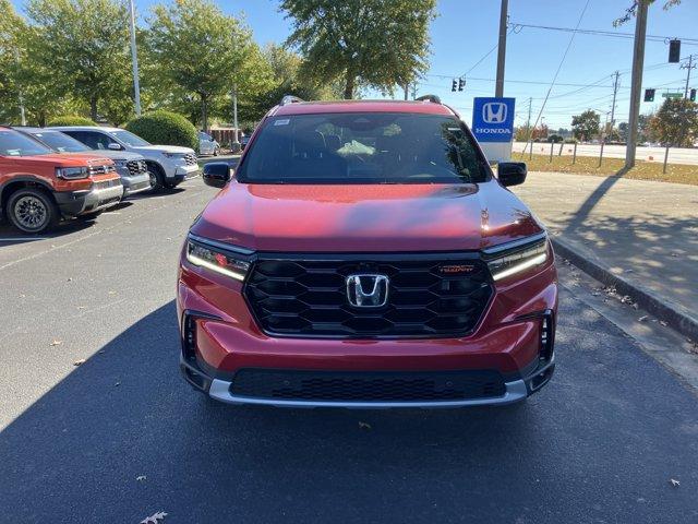 new 2025 Honda Pilot car, priced at $48,782