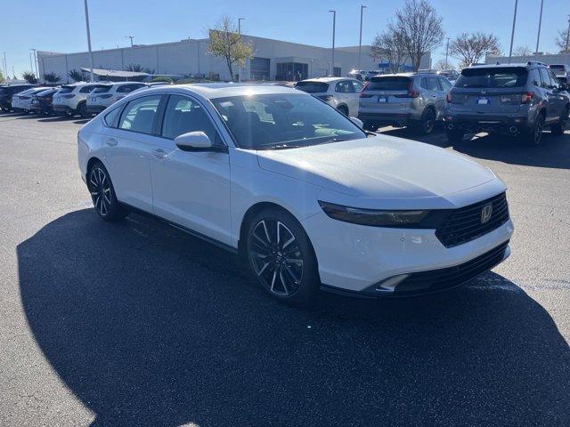 new 2025 Honda Accord Hybrid car, priced at $40,850