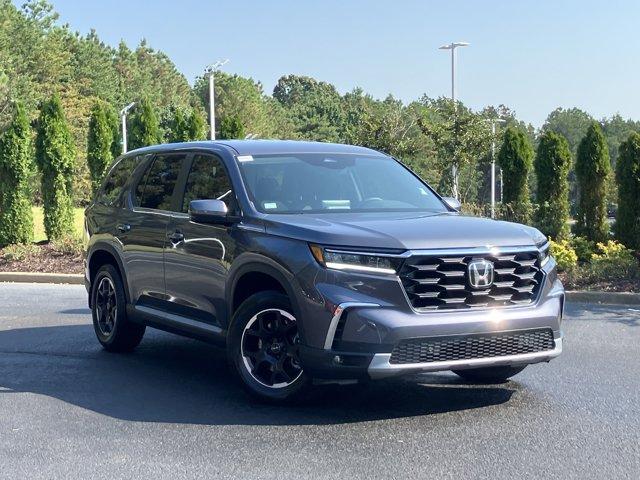 used 2025 Honda Pilot car, priced at $43,488