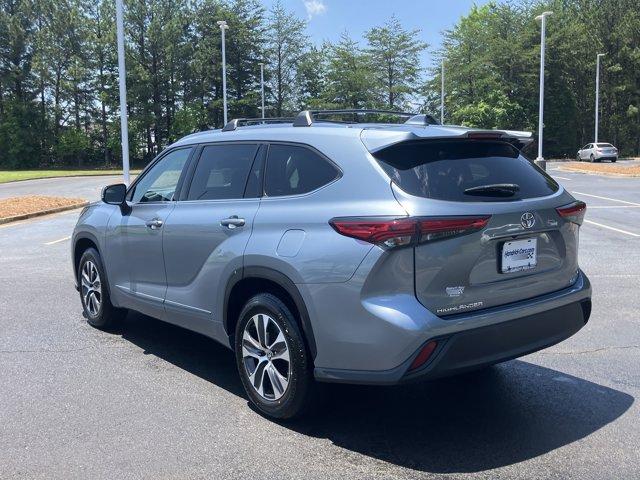 used 2021 Toyota Highlander car, priced at $30,959
