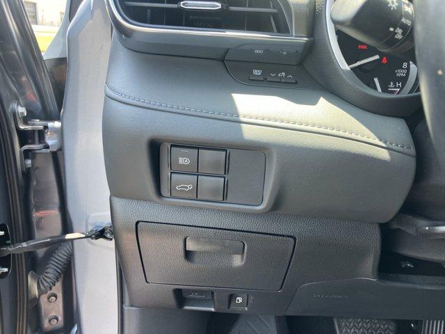 used 2021 Toyota Highlander car, priced at $30,959