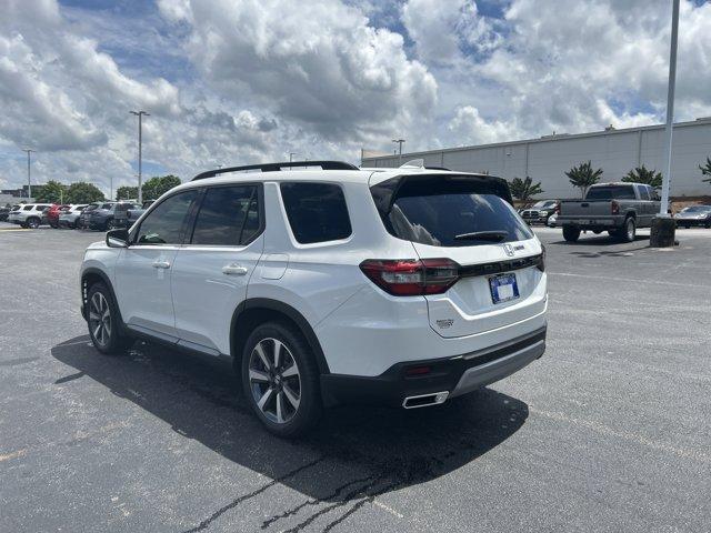 new 2025 Honda Pilot car, priced at $48,405