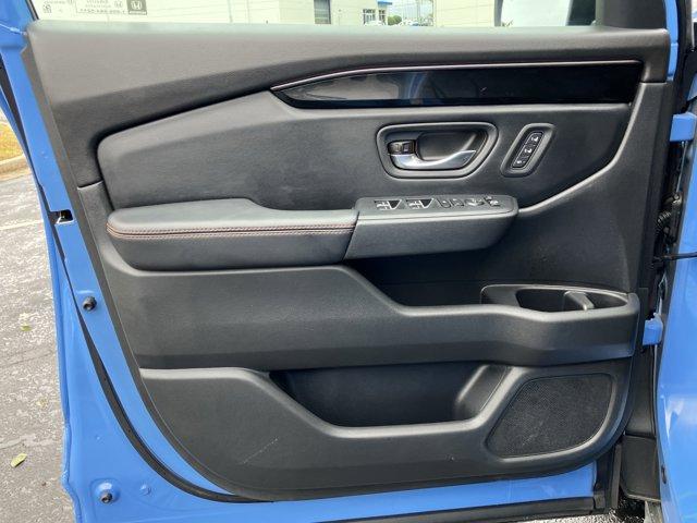 used 2025 Honda Pilot car, priced at $46,888