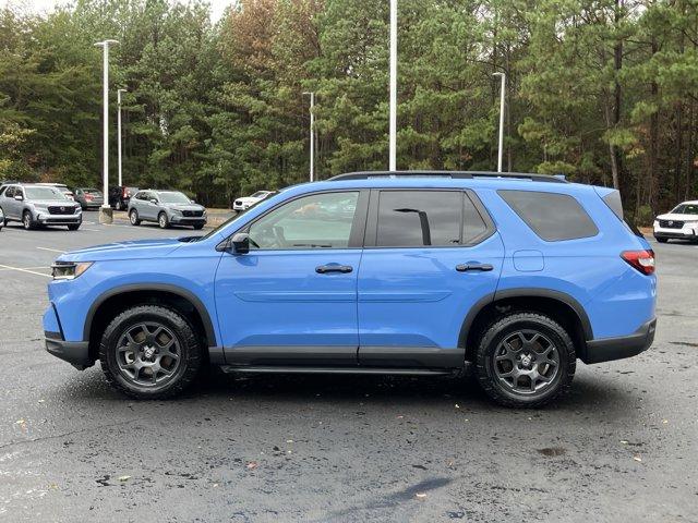 used 2025 Honda Pilot car, priced at $46,888