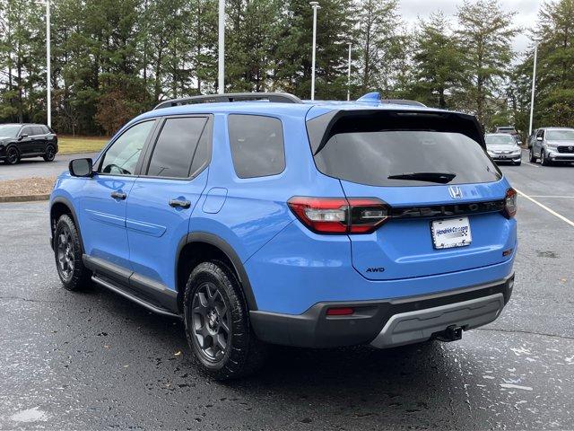 used 2025 Honda Pilot car, priced at $46,888